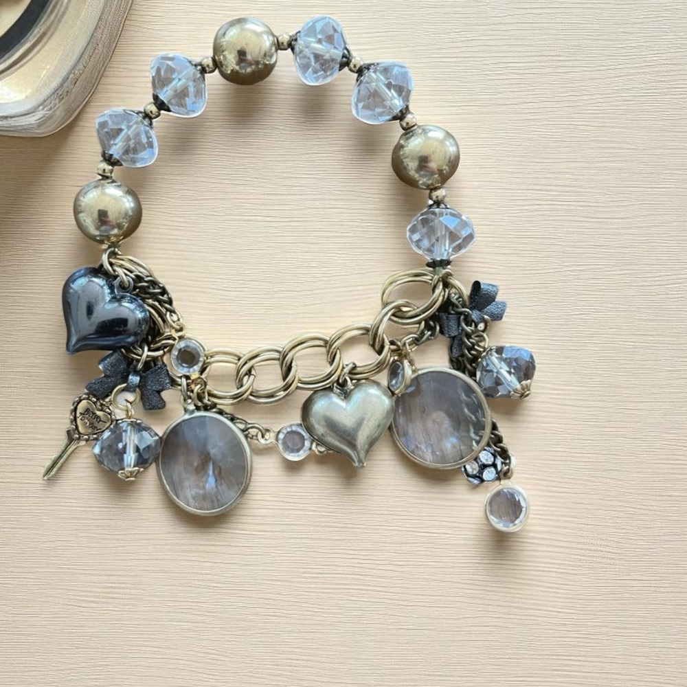 BETSEY JOHNSON Half-Stretch Charm Bracelet